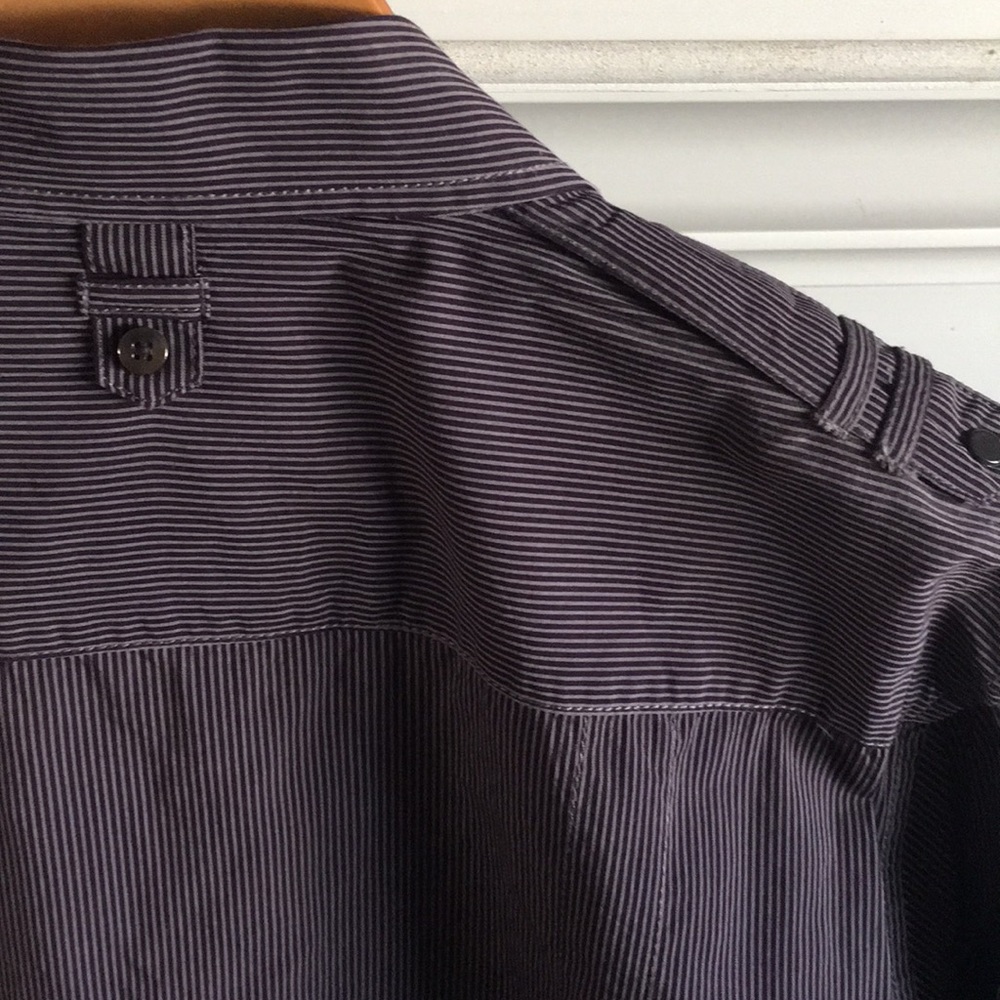 Button down shirt - Picture 3 of 4
